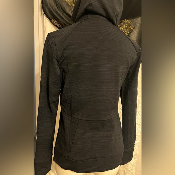 NWT SHAPE Active Wear Harmony Hoodie - Picture 8 of 16